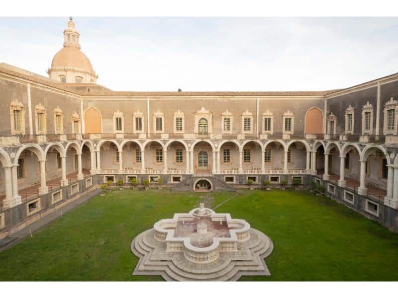 catania, szicília, egyetem